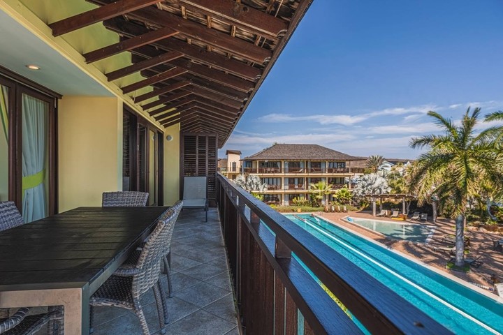 zicht over 50 meter bad