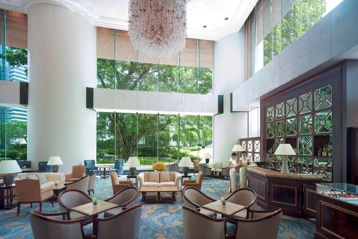 Island Shangri-La lobby lounge