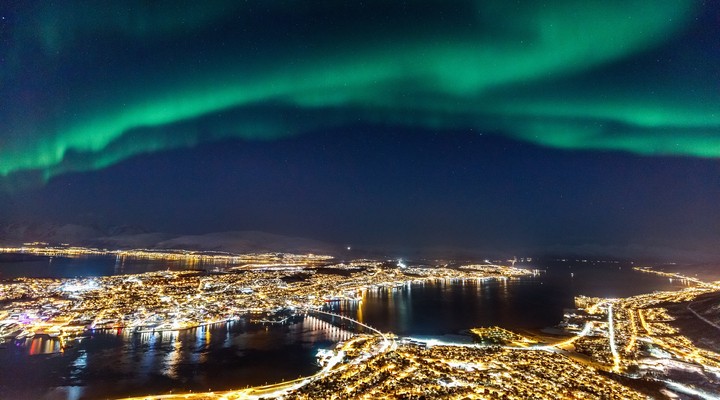 Noorderlicht boven Troms