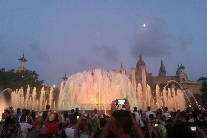De schitterende fonteinshow op onze laatste avond in Barcelona