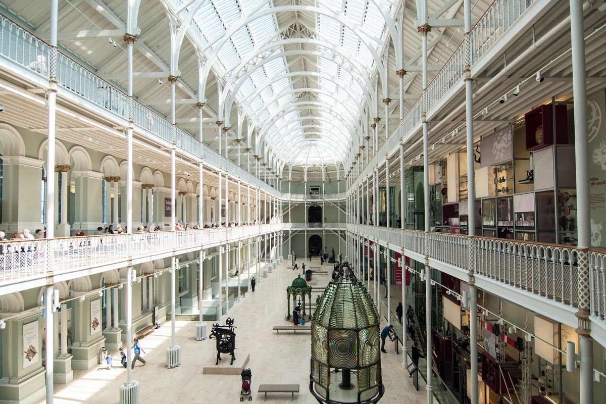 Binnenkant van het National Museum of Scotland