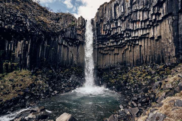 De Svartifoss waterval