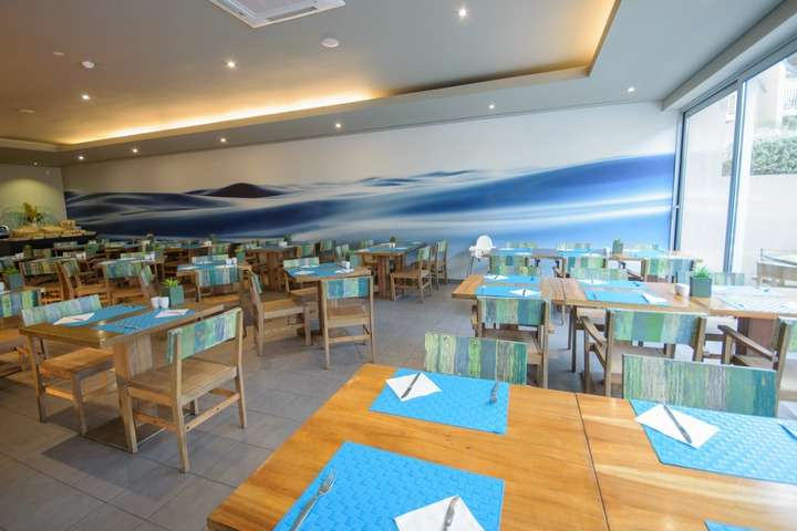 Restaurant Osis Salinas Sea