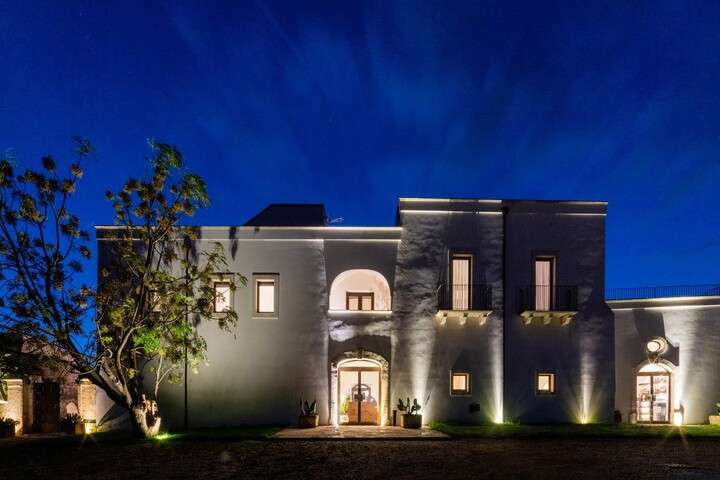 Deze masseria ligt op 800m van het strand