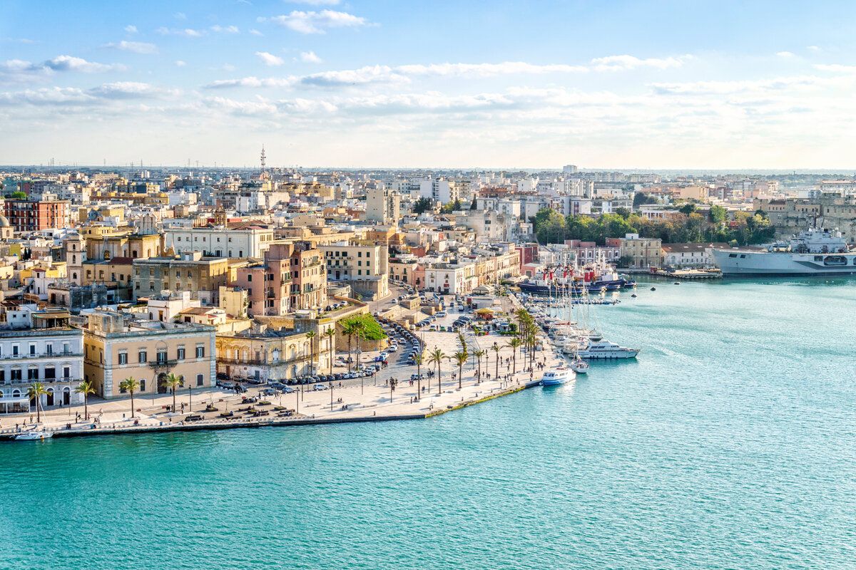 De historische havenstad Brindisi