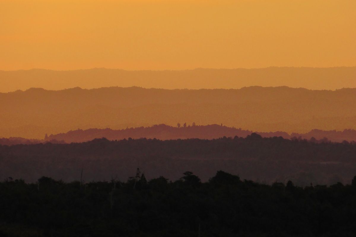 Zonsondergang in Mount Rapehua