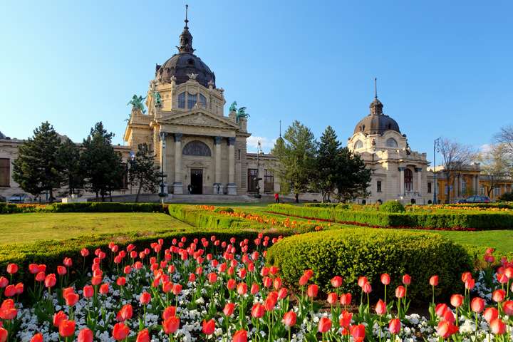 de vele Spa gebouwen in Boedapest