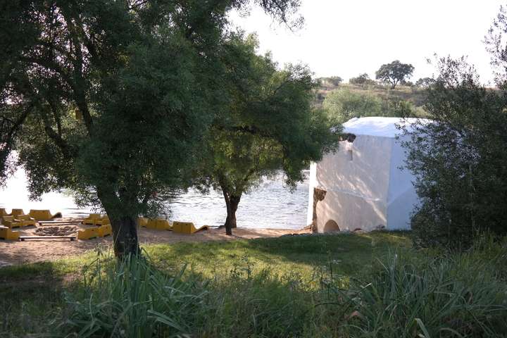 Azenhas da Seda aan de rivier