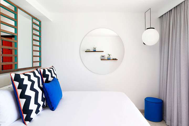 On Beach van 'On Beach'