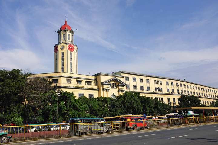 Stadhuis Manilla met haar karakteristieke rode klok