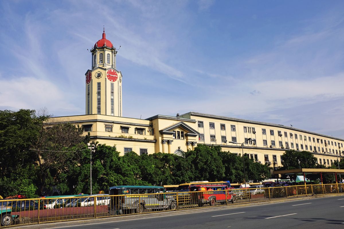 Stadhuis Manilla met haar karakteristieke rode klok