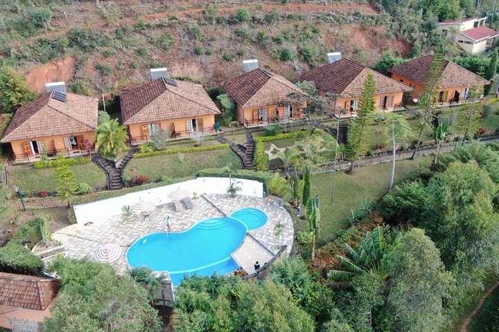 De accommodatie beschikt over een zwembad