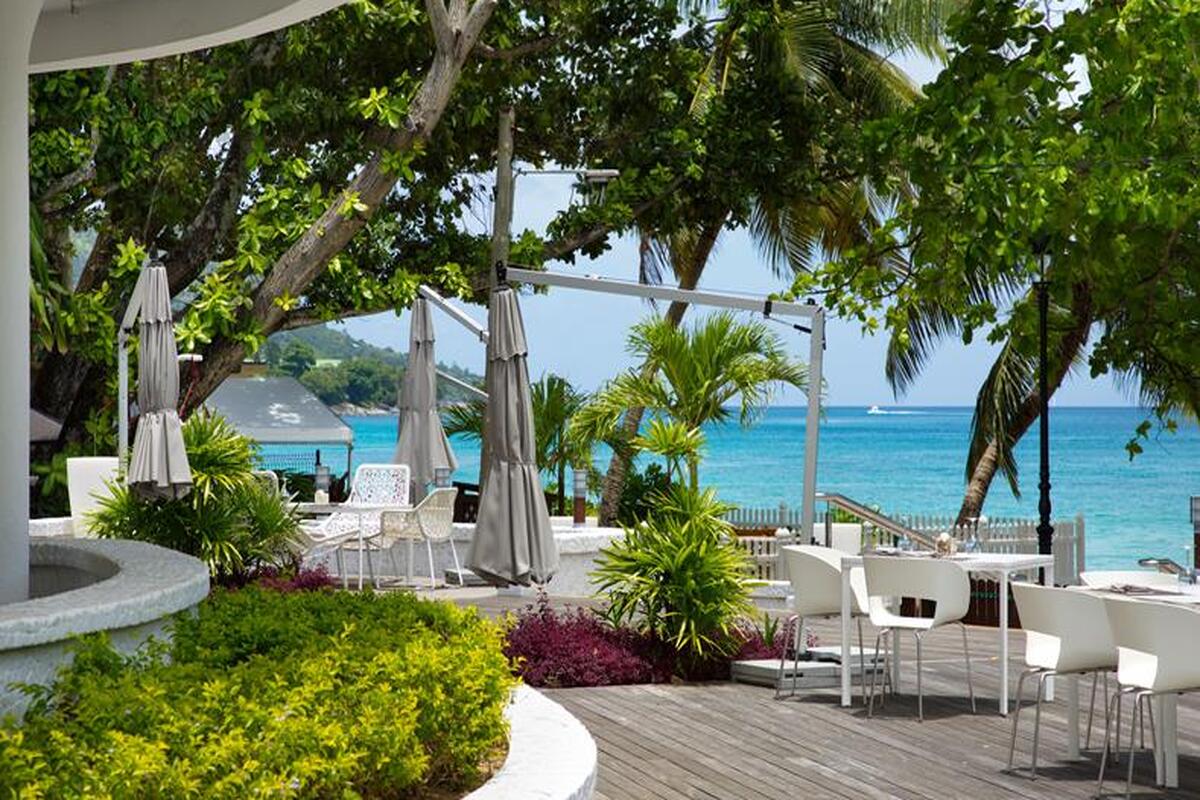 Pal aan het strand ligt de Beach Bar