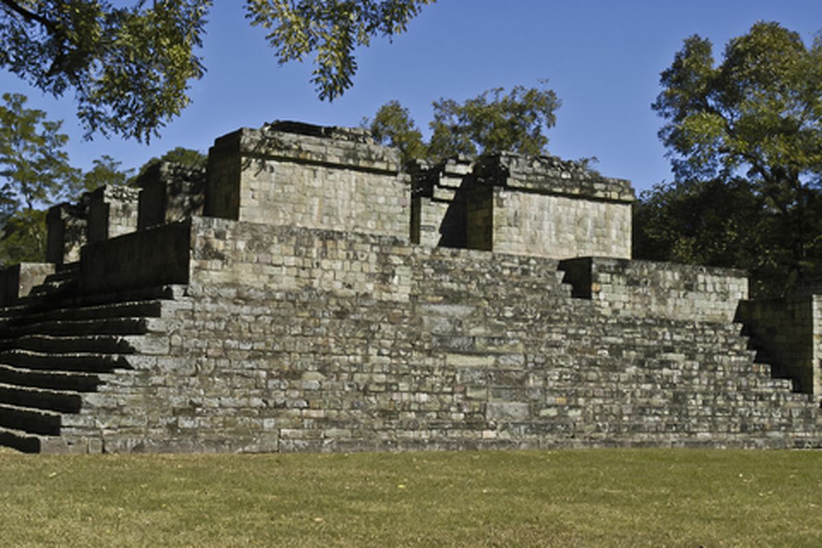 Tempel bij de runes van Copn