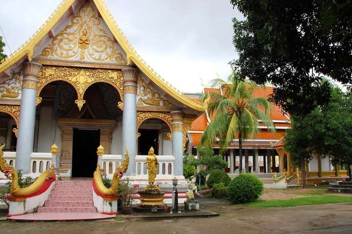 Xaiyaphoum Temple