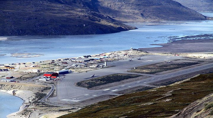 de vliegvelden van Groenland