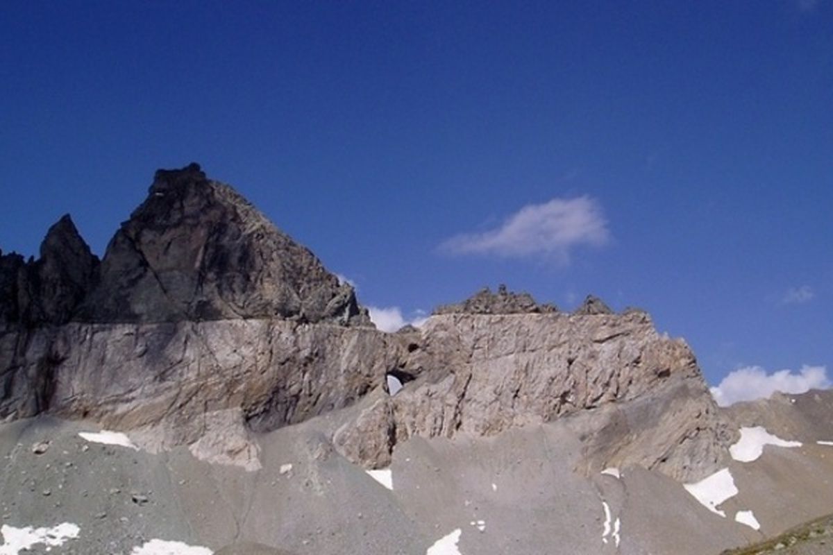 De Glarner-overschuiving, waar het oude gebergte over het jonge schuift © MySwitzerland.com