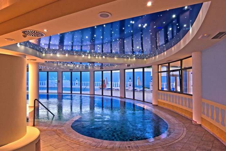 Spa La Marquise Luxury Resort Complex