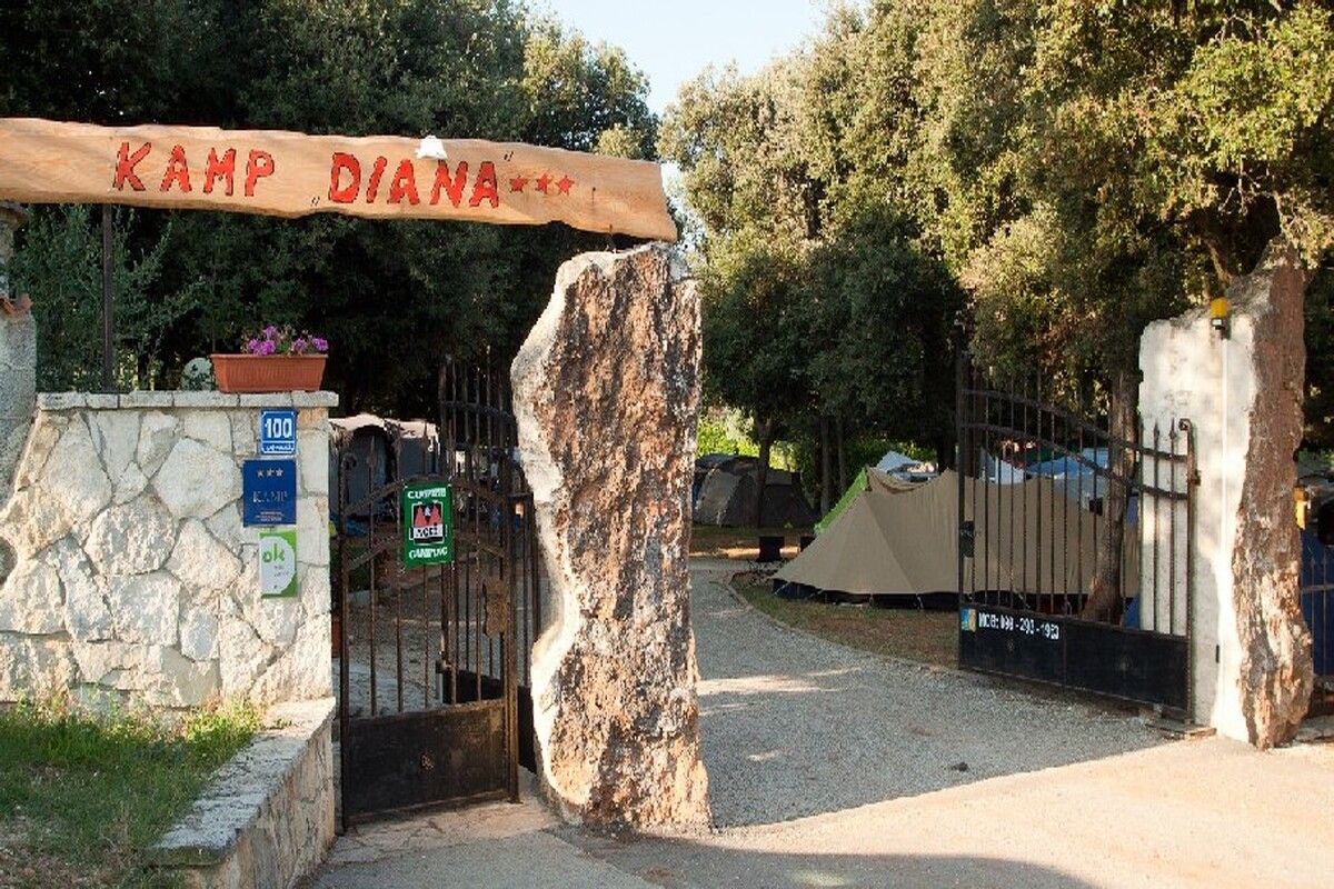 Entree van camping Diana