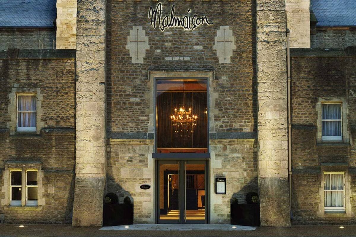 Het vooraanzicht van Malmaison Oxford