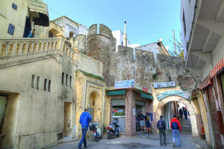 Zie je hier al wat snelle motoren rondscheuren?