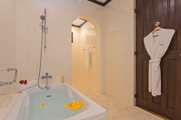 Deluxe Rooms van 'Deluxe Rooms'