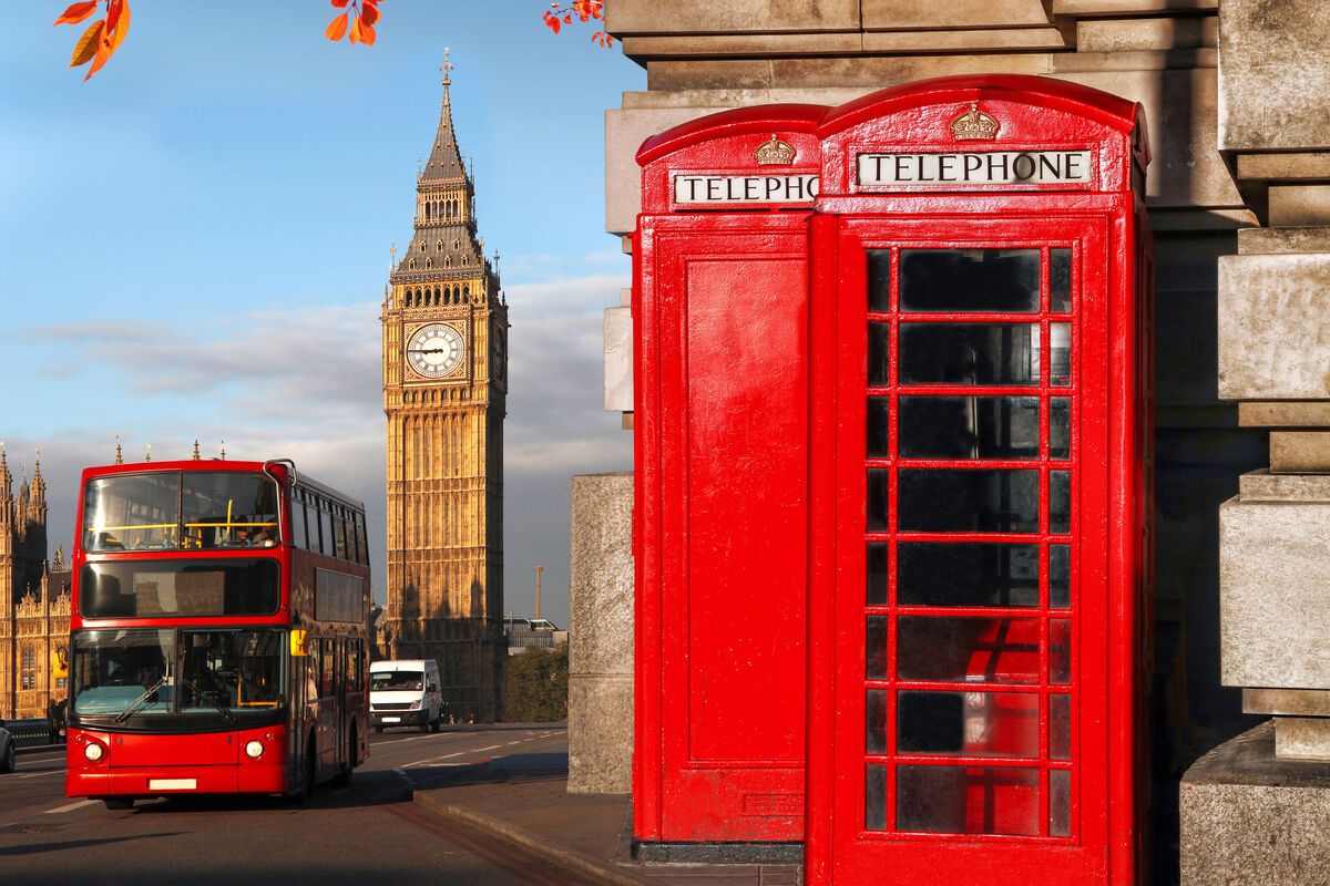 Een dubbeldeksbus, een telefooncel en de Big Ben