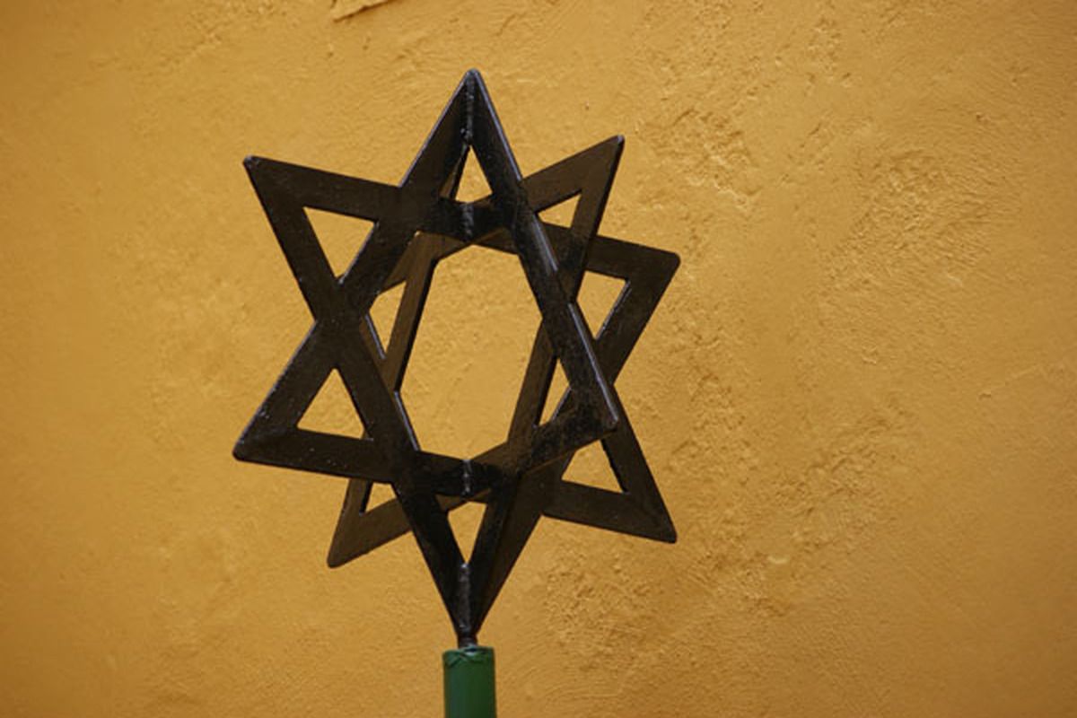 Jodenster bij Joods museum