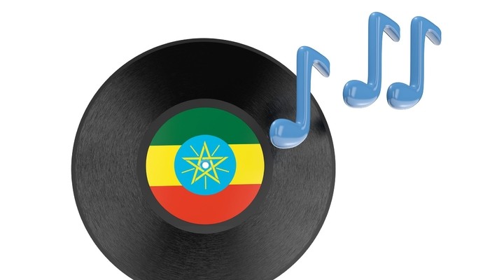 Plaatje (Vinyl) met Ethiopsche vlag en muzieknoten