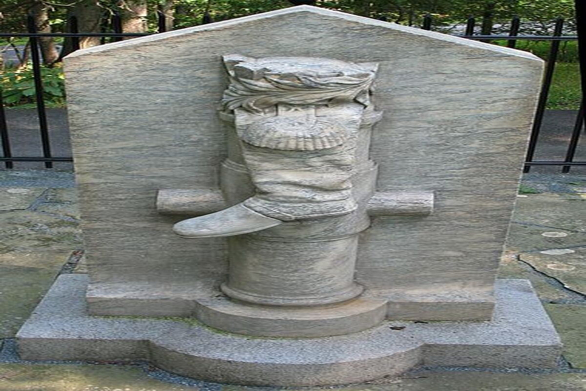 Benedict Arnorld Monument in New York