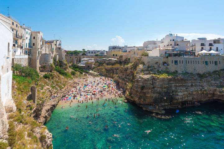 Het strandje in Polignano a Mare