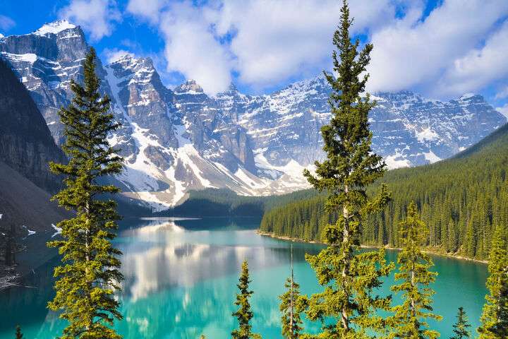 Moraine Lake, Rocky Mountains, Canada
