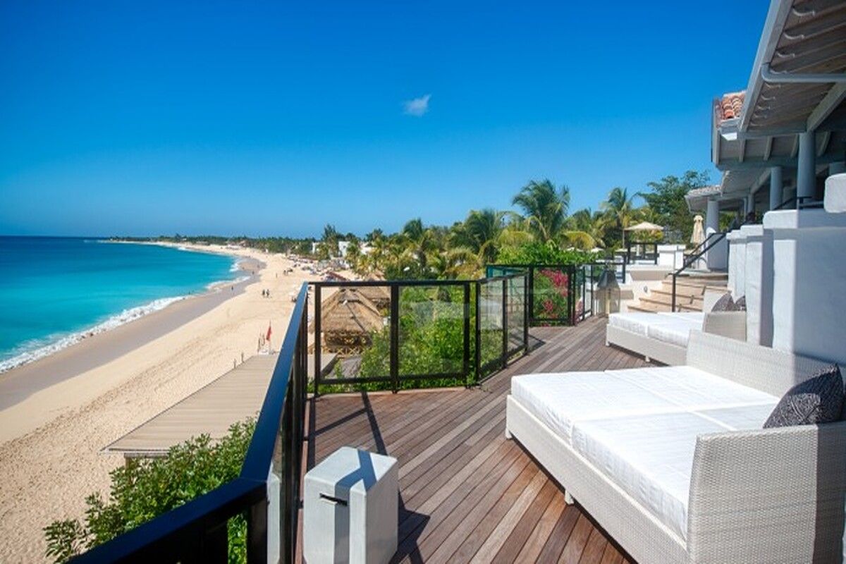 Uitzicht vanuit luxe La Semanna resort St-Maarten