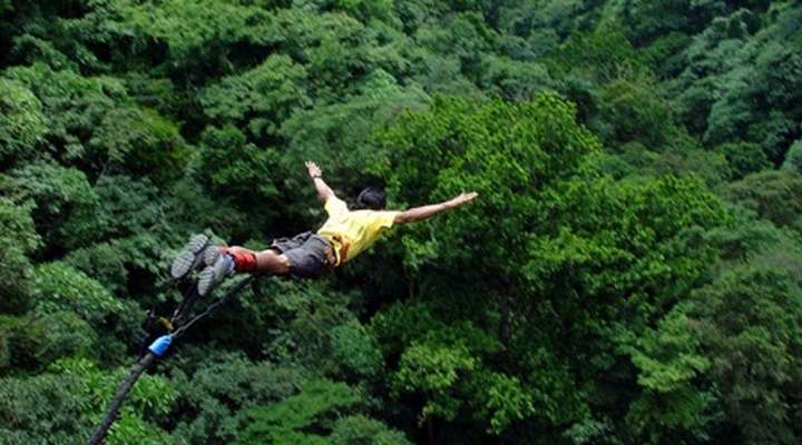 Meest bijzondere en extreme bungeejump locaties