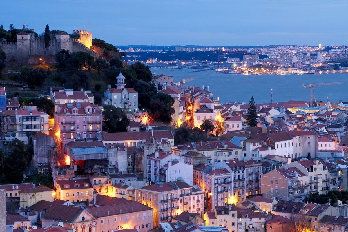 Portugees plein met centrum Lissabon