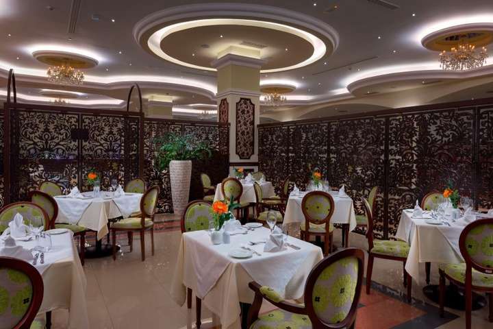 Restaurant La Marquise Luxury Resort Complex