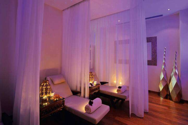 Constantinou Bros Athena Royal Beach Hotel spa