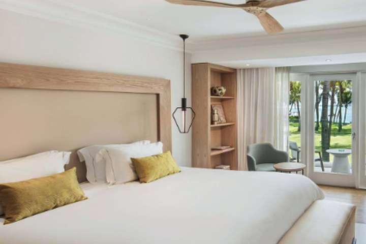 Deluxe Sea View Room