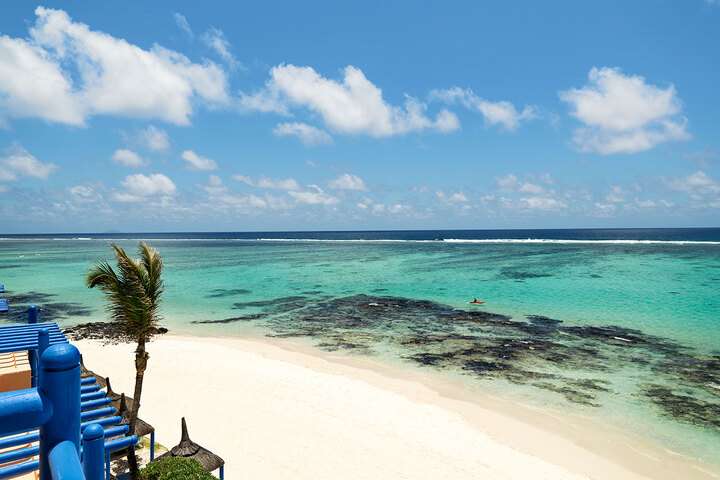 Best On Beach van 'Best On Beach'