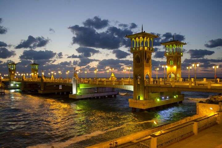 Alexandrië bij nacht, Egypte