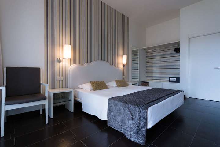 Superior Room van 'Superior Room'