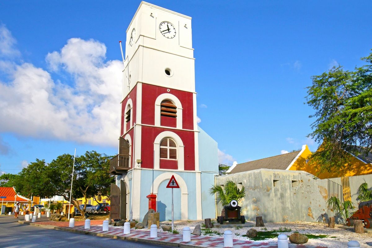 De Willem III toren van Fort Zoutman