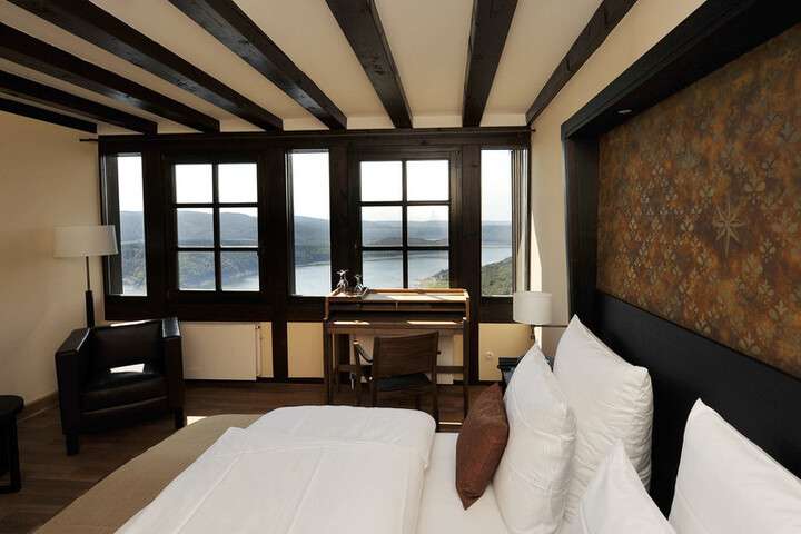 Het fantastische uitzicht vanuit een van de kamers