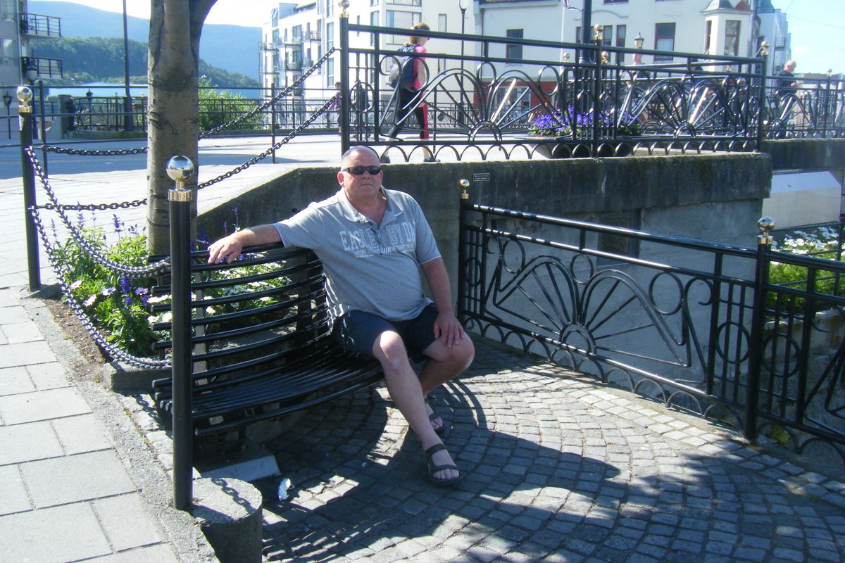 Op het verwarmde bankje