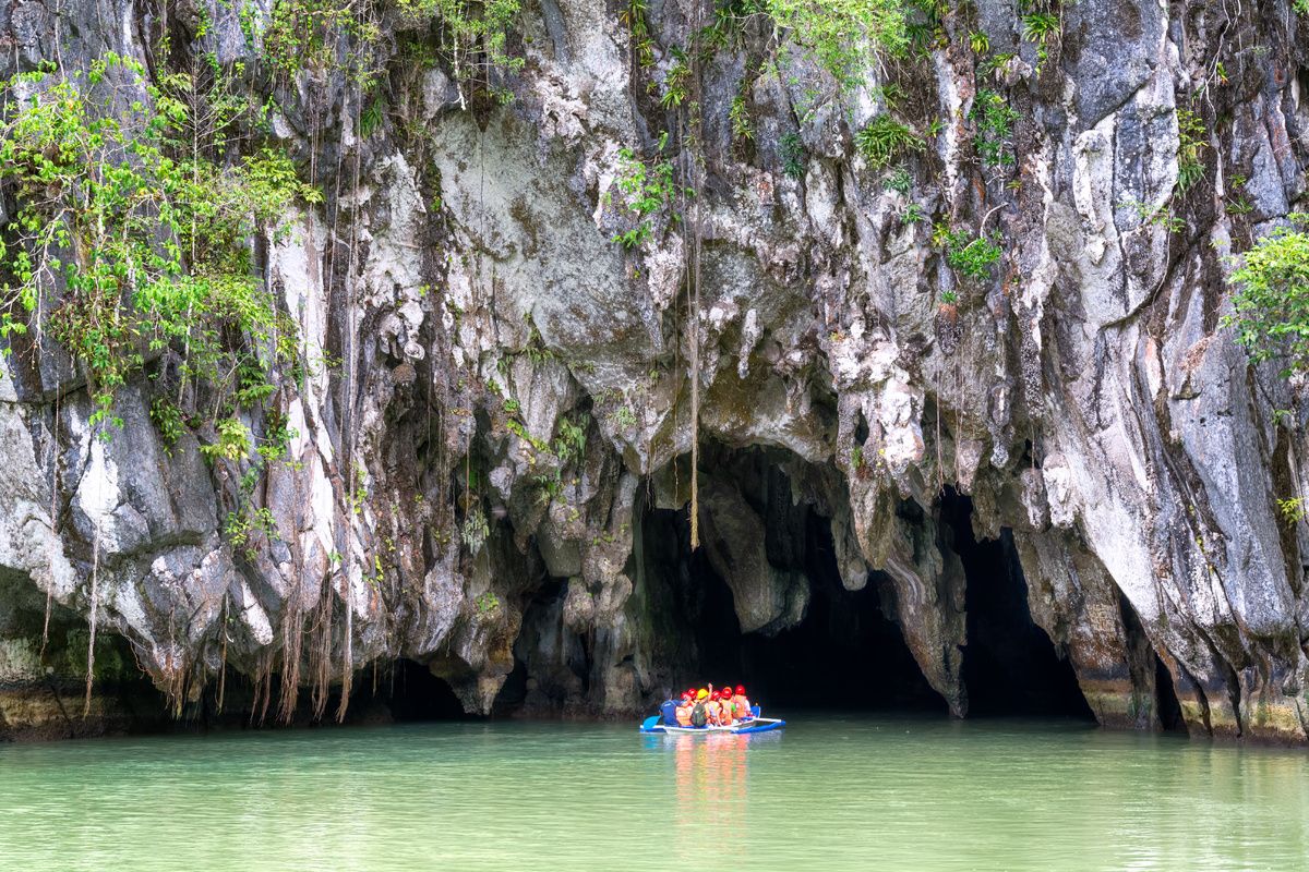De ingang van de ondergrondse rivier