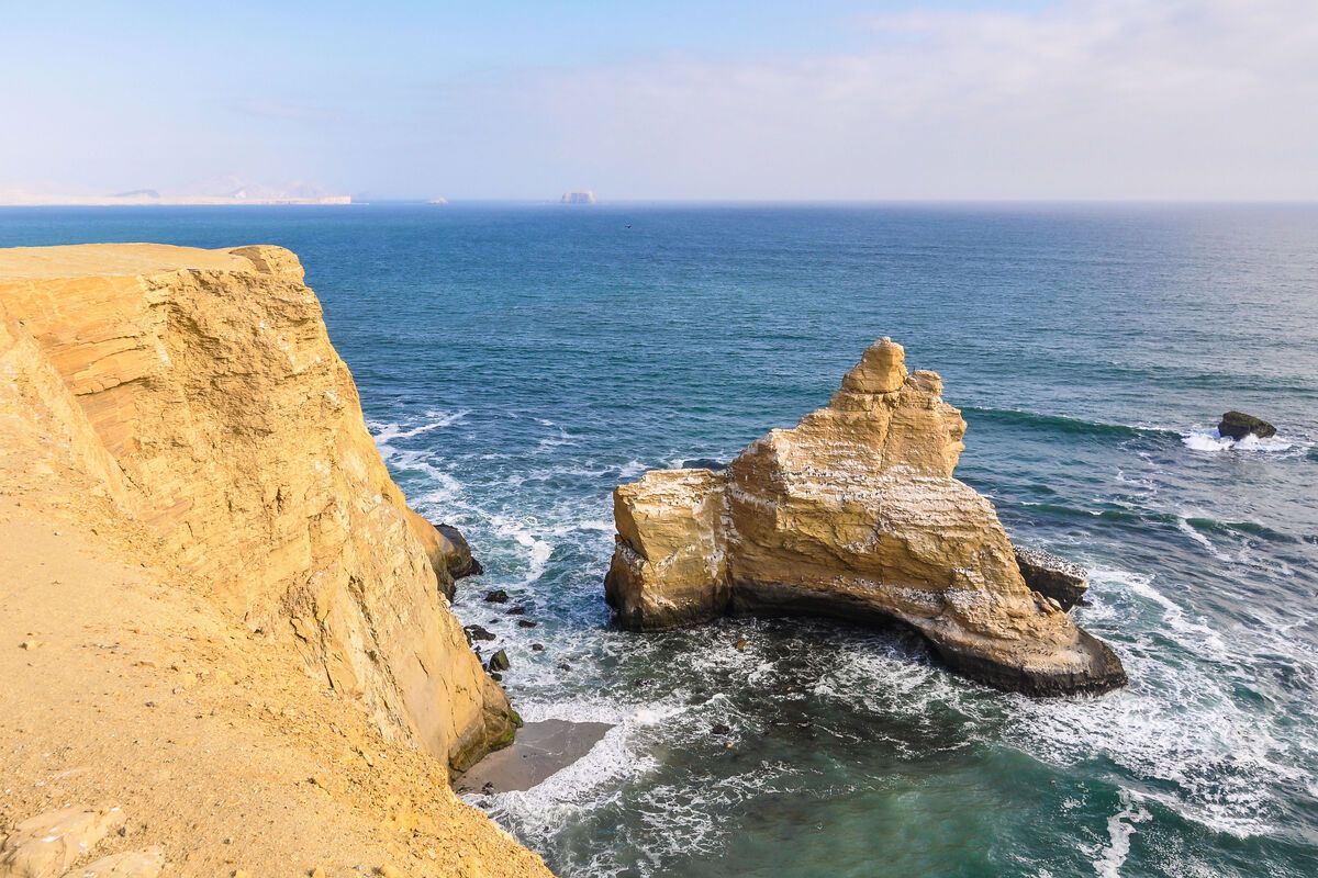El Catedral in Paracas