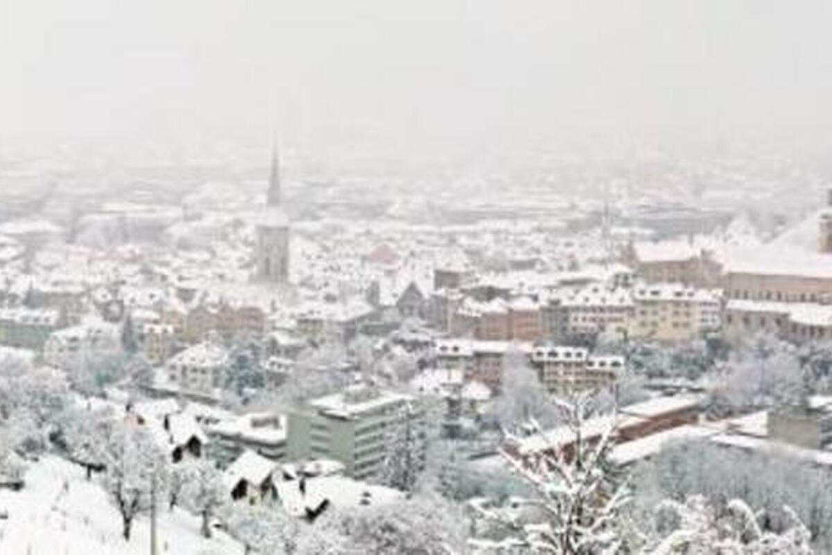 Uitzicht over besneeuwd Chur