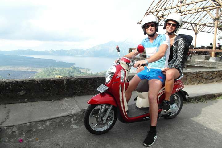 Met de scooter door Bali
