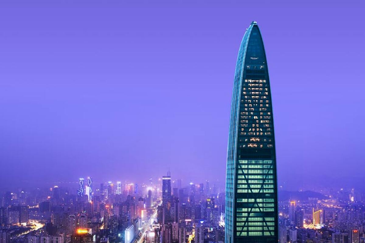 Het KK100 gebouw met St. Regis Shenzhen