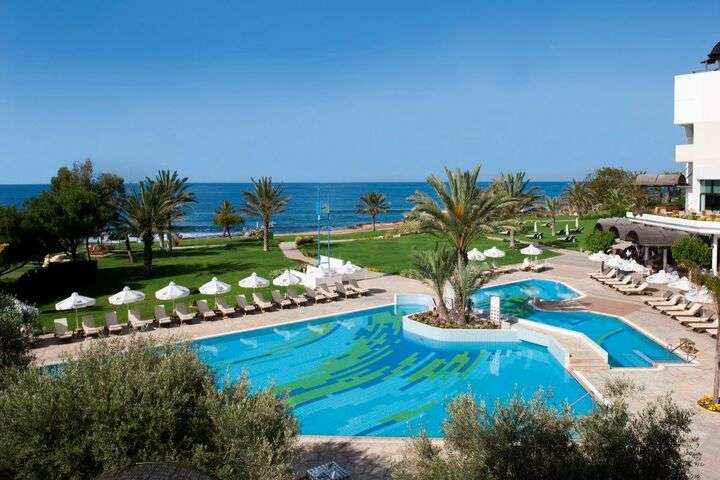 Constantinou Bros Athena Royal Beach Hotel zwembad